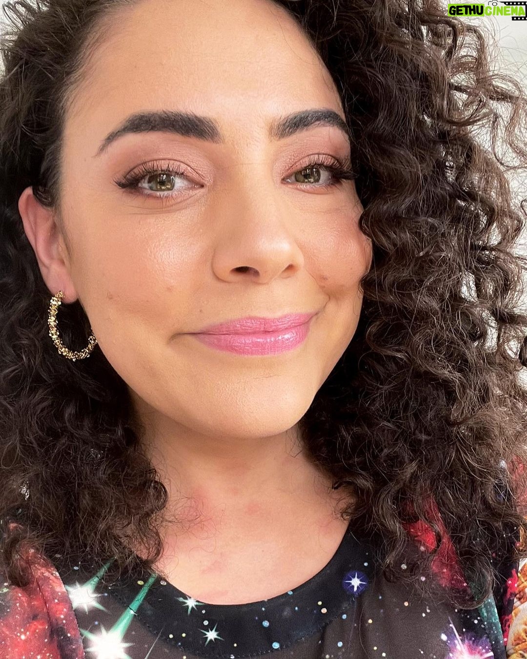 Ash London Instagram - Thankyou @carliechristie for making me look and feel so beautiful tonight. In 3 hours I will return to my braless, frizzy haired and perpetually exhausted state but for now this Cinderella is ready to work! Brows by Brit at @suziemcintosh duh