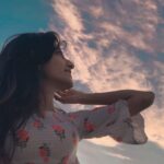 Ashika Yash Instagram - ✨ Once you have tasted the taste of sky, You will forever look up ✨ - Leonardo da vinci ☁️ . . . #nira #peace #quarantinelife #ashikayash #clouds #morethanablessingisyou ☁️ Anna Nagar West, Tamil Nadu, India