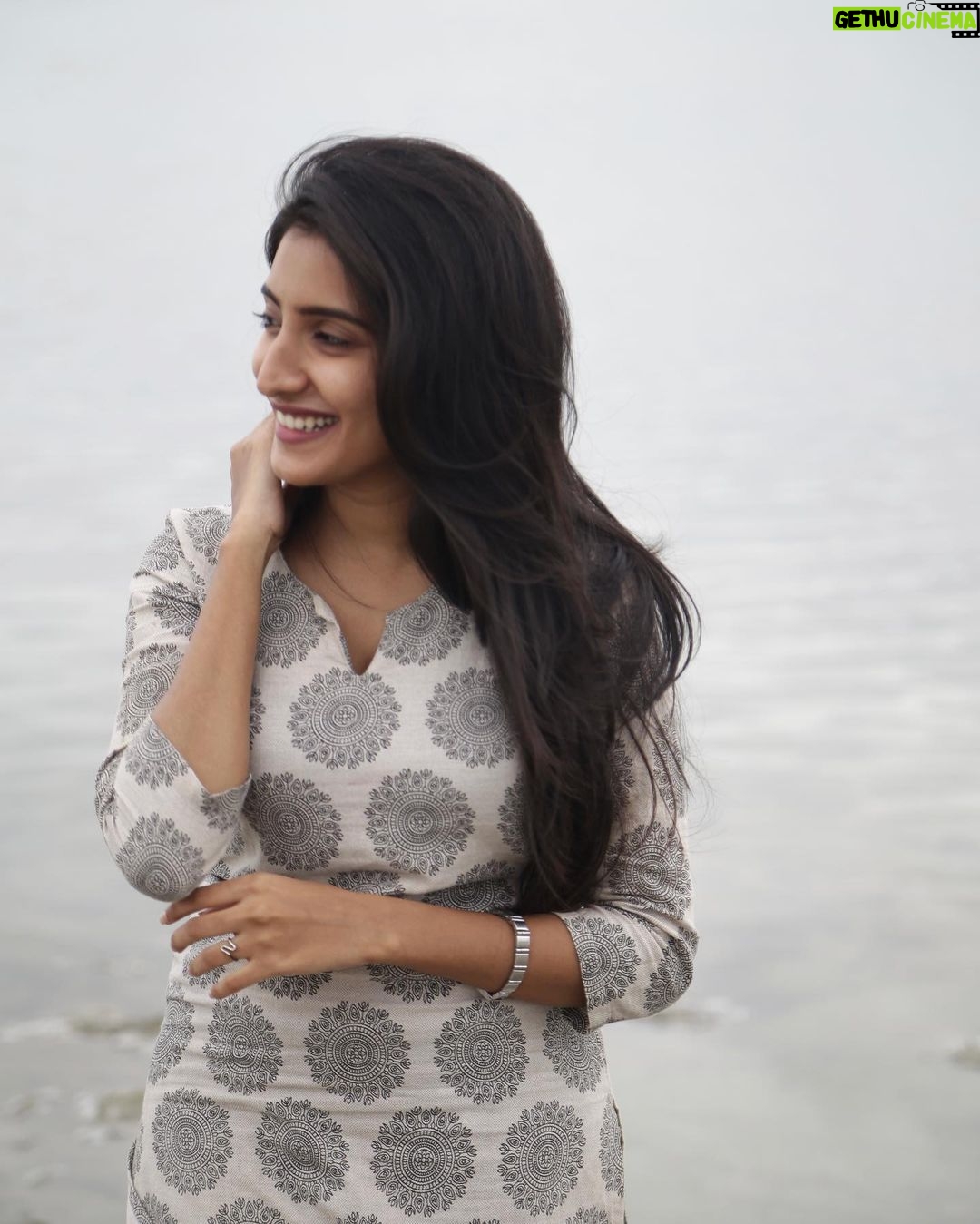 Ashika Yash - 2.5K Likes - I’m a little mess of beauty and o lot of chaos ✨♥️
Am I not chaotically beautiful? 😅♥️
.
.
.
.
Pc : @_akshey_sudhakar_ @akshey_photography ♥️✨
.
.
#Instagram #instagood #instadaily #instablogger #instaviral #instavlog #instavlogger #tollywood #kollywood #kollywoodcinema #kollywoodactress #tollywoodactress #tamilactress #tamilheroine #teluguheroine #teluguactress #chennaiagainstcaa #reelsindia #lifestyle #hope #viral #trending #love #model #chennaimodels #buddingartist #hariteck #aksheysudhakar #ashikayash