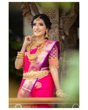 Ashika Yash Instagram - அவள் வான்மேகம்
காணாத பால்நிலா இந்த
பூலோகம் பாராத தேன்
நிலா🌸
.
.
.
Shot by @sarancapture ✨
.
.
.

#Instagram #instagood #instadaily #instablog #instablogger #instaviral #instavlog #instavlogger #tollywood #kollywood #kollywoodcinema #kollywoodactress #tollywoodactress #tamilactress #tamilheroine #teluguheroine #teluguactress #chennaiagainstcaa #reelsindia #lifestyle #hope #viral #trending #blackdress #love #model #chennaimodels #buddingartist #hariteck #ashikayash