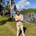 Ashish Chanchlani Instagram – Time to take things in new direction
(Matlab ab white pant pehen ke dekhega main)