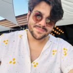 Ashish Chanchlani Instagram - Tum hi do yaar caption aaj nai likha jaa raha Anjuna Beach, Goa