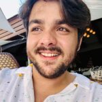 Ashish Chanchlani Instagram - Tum hi do yaar caption aaj nai likha jaa raha Anjuna Beach, Goa