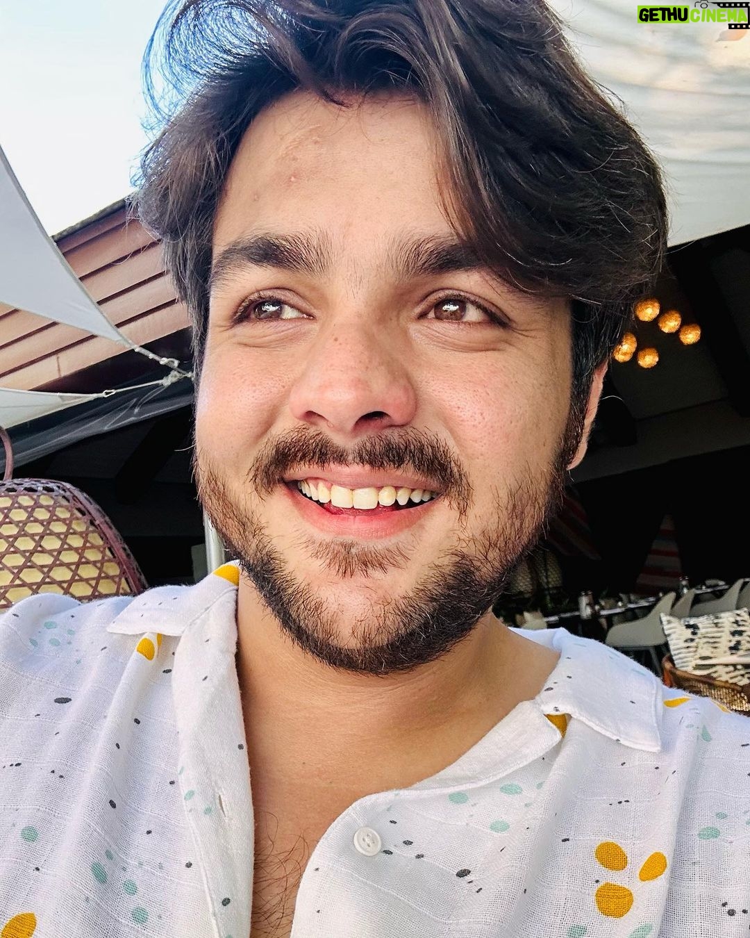 Ashish Chanchlani Instagram - Tum hi do yaar caption aaj nai likha jaa raha Anjuna Beach, Goa