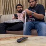Ashish Chanchlani Instagram - How many of you do this mentally? We actually fought today coz of this🤣