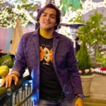 Ashish Chanchlani Instagram - Yaad hai wo din jab chikna chikna chidate the saalo🥲
