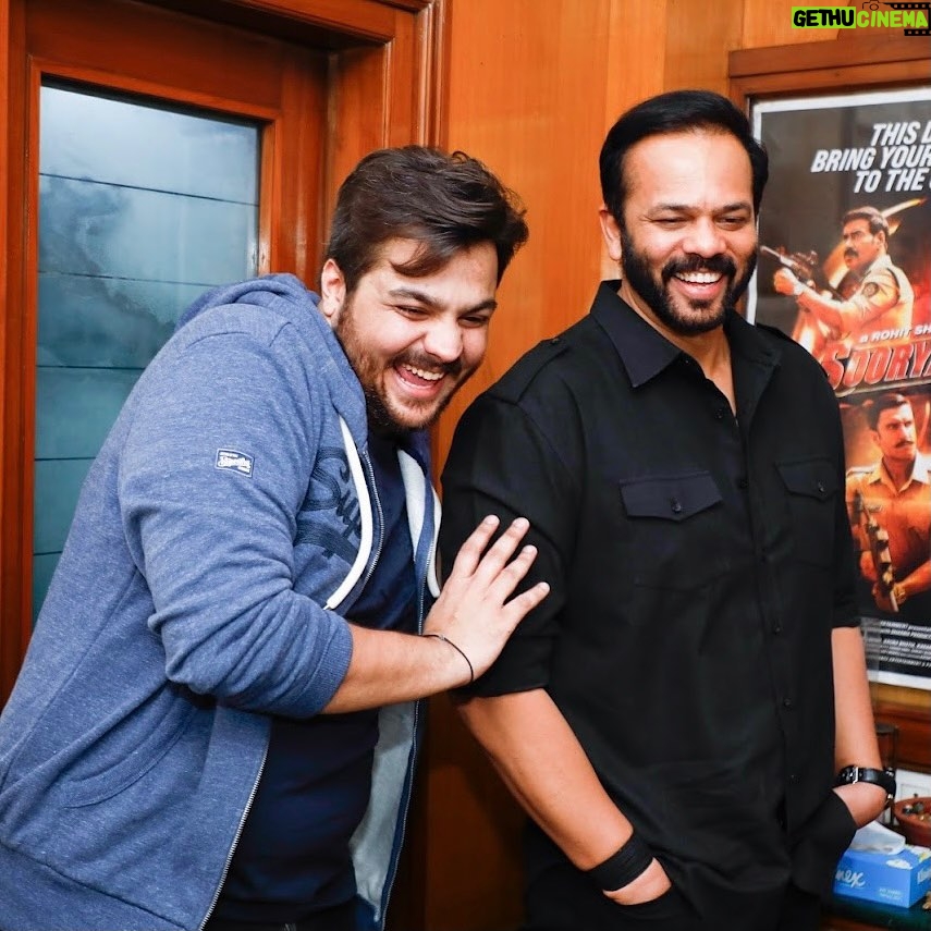Ashish Chanchlani Instagram - WHAT A DAY! Thank you @itsrohitshetty for a memorable event of our family Thanks to the entire RS TEAM (specially mayank) for making this happen @ashokanilmultiplex @mirajcinemas @anilchanchlani @deepachanchlani @jarddanni @missmcblush @kunal_chhabhria Ashokanil Multiplex