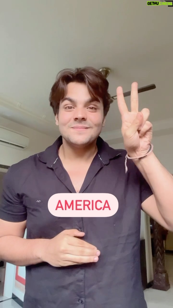 Ashish Chanchlani Instagram - Guys try this new challenge now😍😍😍😍😍😍😍😍😍😍😍😍😍😍 Send the last hand gesture to your soulmate of a friend omg😍😍😍😍😍😍😍😍😍