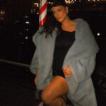 Ashley Graham Instagram - when the NYC holiday traffic leaves you no choice but to hop in a pedicab 🤣✨