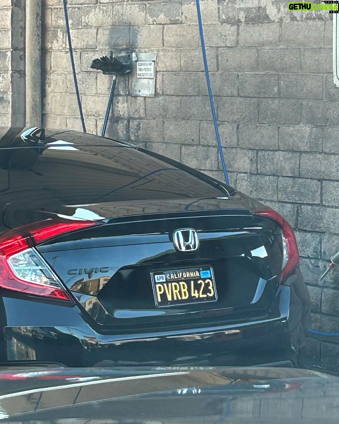 Ashley Graham Instagram - leaning into this