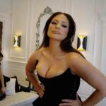 Ashley Graham Instagram - still dreaming about the floating fabric from @muglerofficial 💭