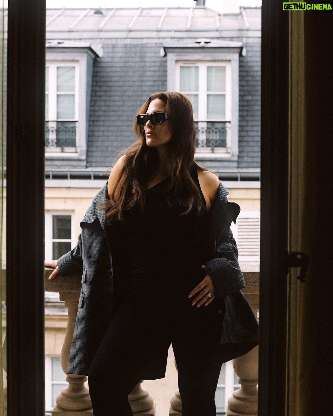 Ashley Graham Instagram - bonjour @parkhyattparis Park Hyatt Paris-Vendome