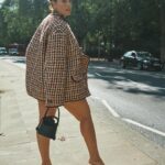Ashley Graham Instagram - hello #EtroSaturno bag, nice to meet ya 🪐 @etro @marcodevincenzo