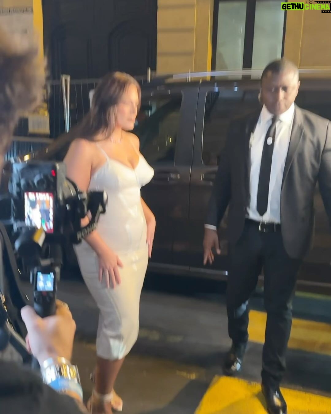Ashley Graham Instagram - dripping in @messika #messika #messikaPFW