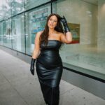 Ashley Graham Instagram – she’s committed 🧤
