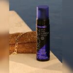 Ashley Graham Instagram - Tan on 🔟 honey! @sttropeztan have taken tan to the next level with the NEW Suprême Violet Mousse 💜 I love being cute with a glow when I’m home being a soccer mom but I also looove a dark olive tan, especially for my red carpet looks; this is my new holy grail 😍 Get yours now @ultabeaty