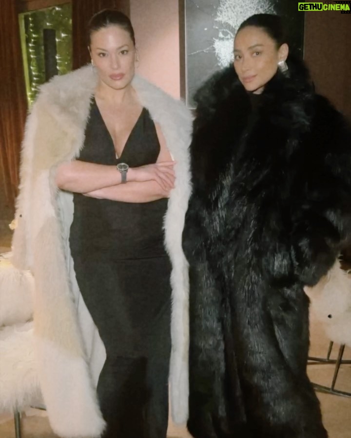 Ashley Graham Instagram - Am I mob wife-ing right?