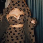 Ashley Graham Instagram – can’t let this look slip into 2024 @marcjacobs