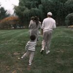 Ashley Graham Instagram - In the warmth of family, celebrating Jesus’ birth with my boys. Feeling blessed and sending love for a Merry Christmas to you and yours! 🤍
