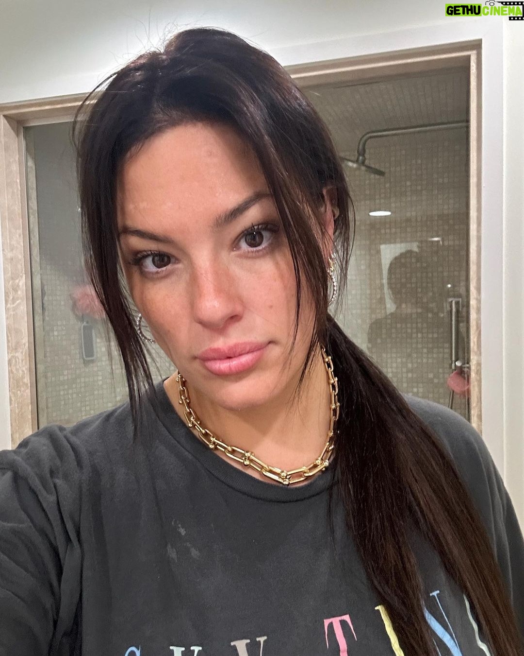 Ashley Graham Instagram - Don’t mess with mamasaurus