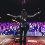 Ashley McBryde Instagram - NYC are you KIDDING ME? What a great show and a great crowd. We Love our NY Trybe!! 😈 📸: @katiekauss