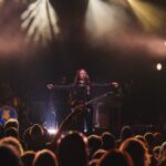 Ashley McBryde Instagram - NYC are you KIDDING ME? What a great show and a great crowd. We Love our NY Trybe!! 😈 📸: @katiekauss