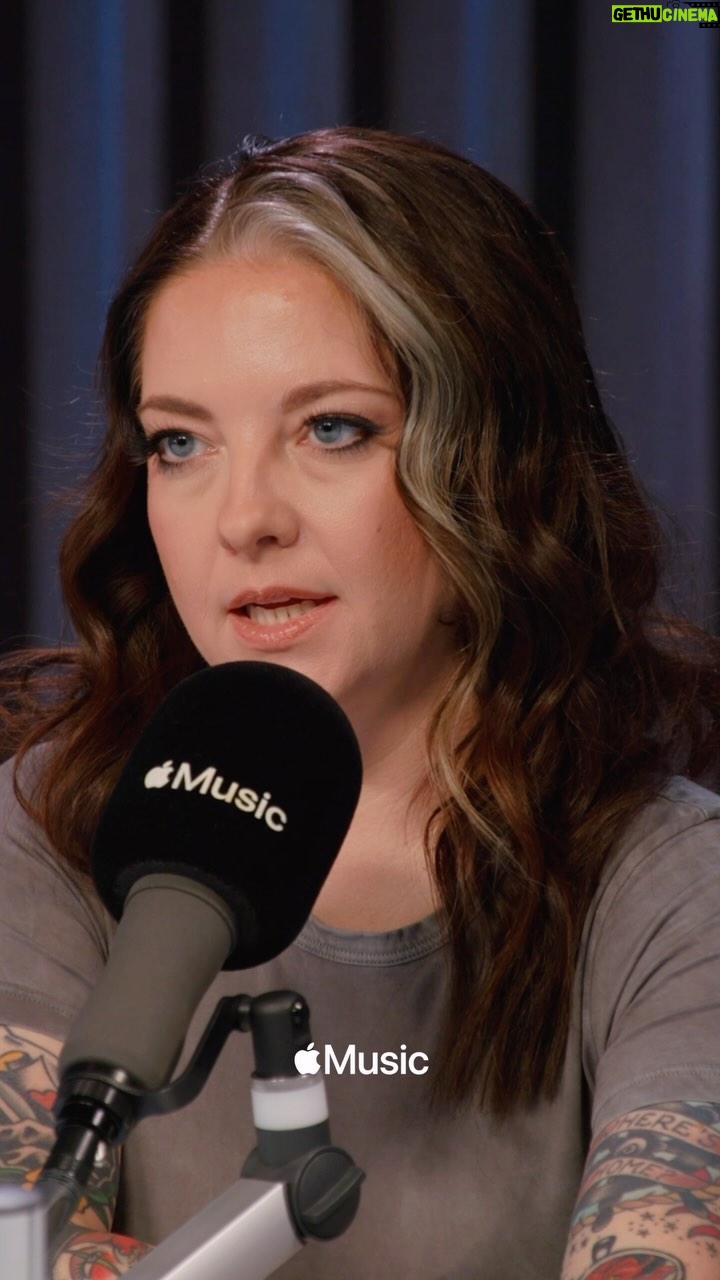 Ashley McBryde Instagram - Check out the latest episode of @applemusic’s #TodaysCountry Radio where I chat with @kelleighbannen about #TheDeviliKnow! Listen now at the link in bio/stories.