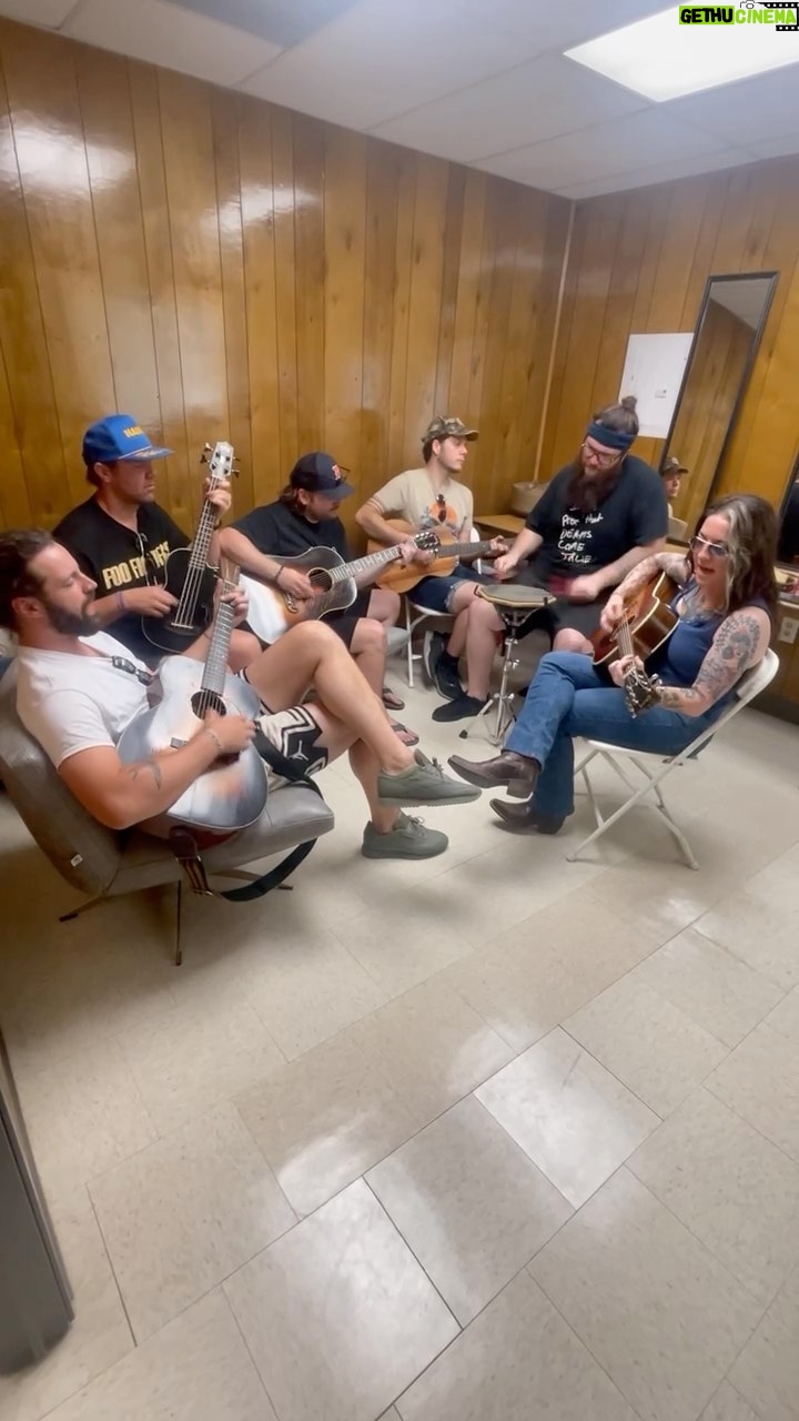 Ashley McBryde - 6.4K Likes - Proud to share the stage with these guys each night. Each and every one of them is #MadeForThis.
@thatchrisharris
@cthoop
@matt_helmkamp
@wesjdorethy
@victorquinnhill
