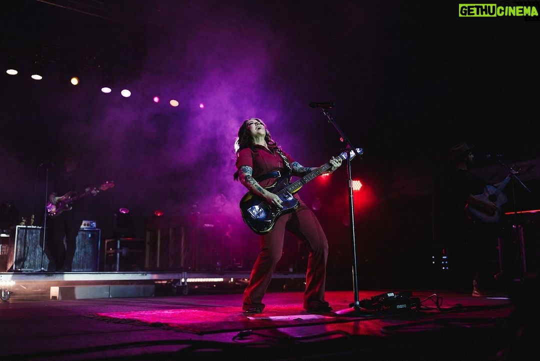 Ashley McBryde Instagram - Gretna Heritage Fest!! Thank you so much for having us and thank you for bringing amazing juju our way. You were incredible! #TheDevilIKnowTour presented by Ariat is rollin’ on and keepin’ the highway hot. Photos by @katiekauss Styled by @blakelyecollier Hair/makeup by @calijeffries @fender @daddarioandco @gretna_fest Gretna, Louisiana