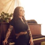 Ashley McBryde Instagram - @katiekauss on that camera shutter. @dayna.anne on that hair and makeup. @blakelyecollier on that look and that fit @pilgrimagefestival on that festival goodness. @stetsonusa on that gorgeous hat on my head.