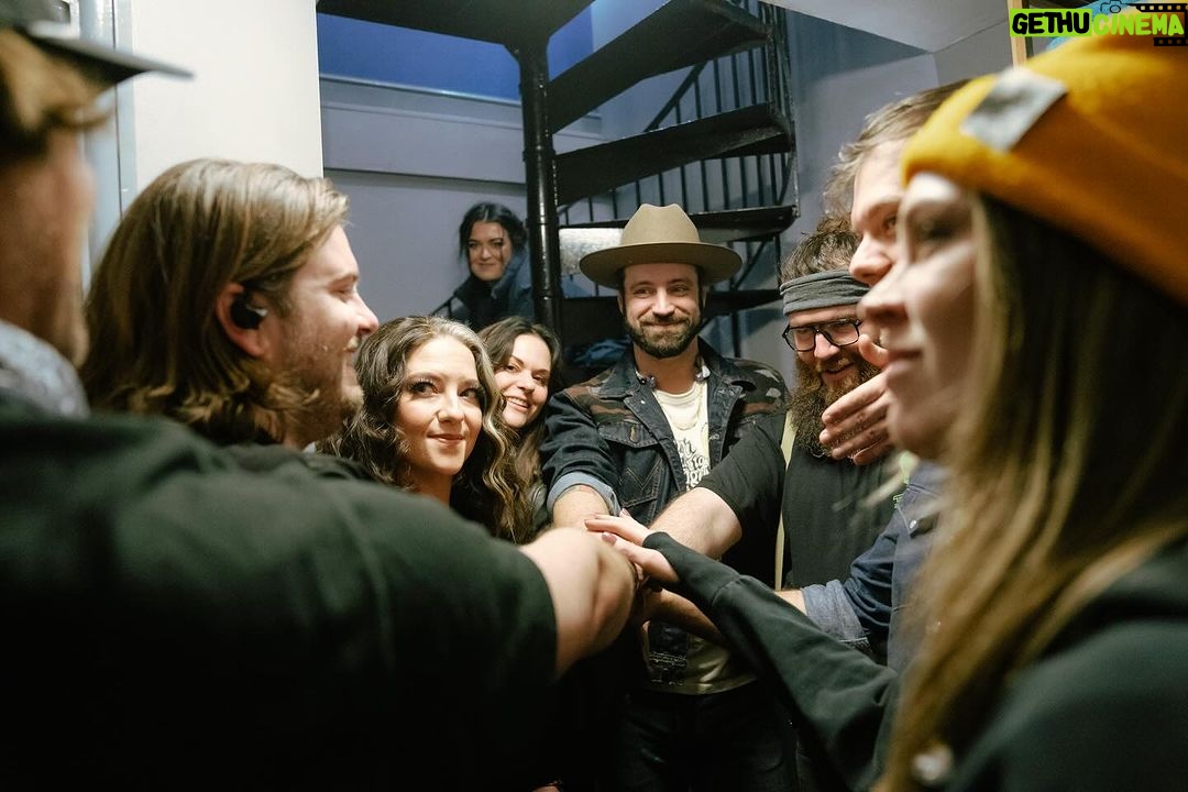 Ashley McBryde Instagram - Pre show rituals! We set our intentions, and get our heads and hearts aligned before we head out to the stage. It’s Maximum joy mode, y’all!