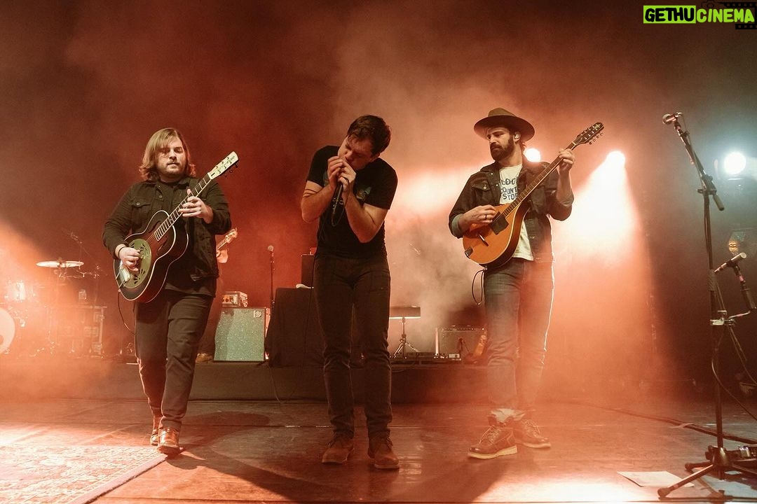 Ashley McBryde Instagram - Belfast !! YOU were the first show to sell out when we announced the tour ! You brought that joy and that love and that energy to Waterfront Hall and then some !! We can’t get back to you fast enough.