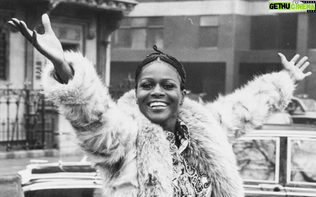 Ashley Nicole Williams Instagram - My heart truly hurts. I naively thought Ms. Cicely Tyson would live forever. A legend. An icon. Thank you for breaking so many barriers and opening so many doors for women like us in this industry. Truly. Rest in Power.
