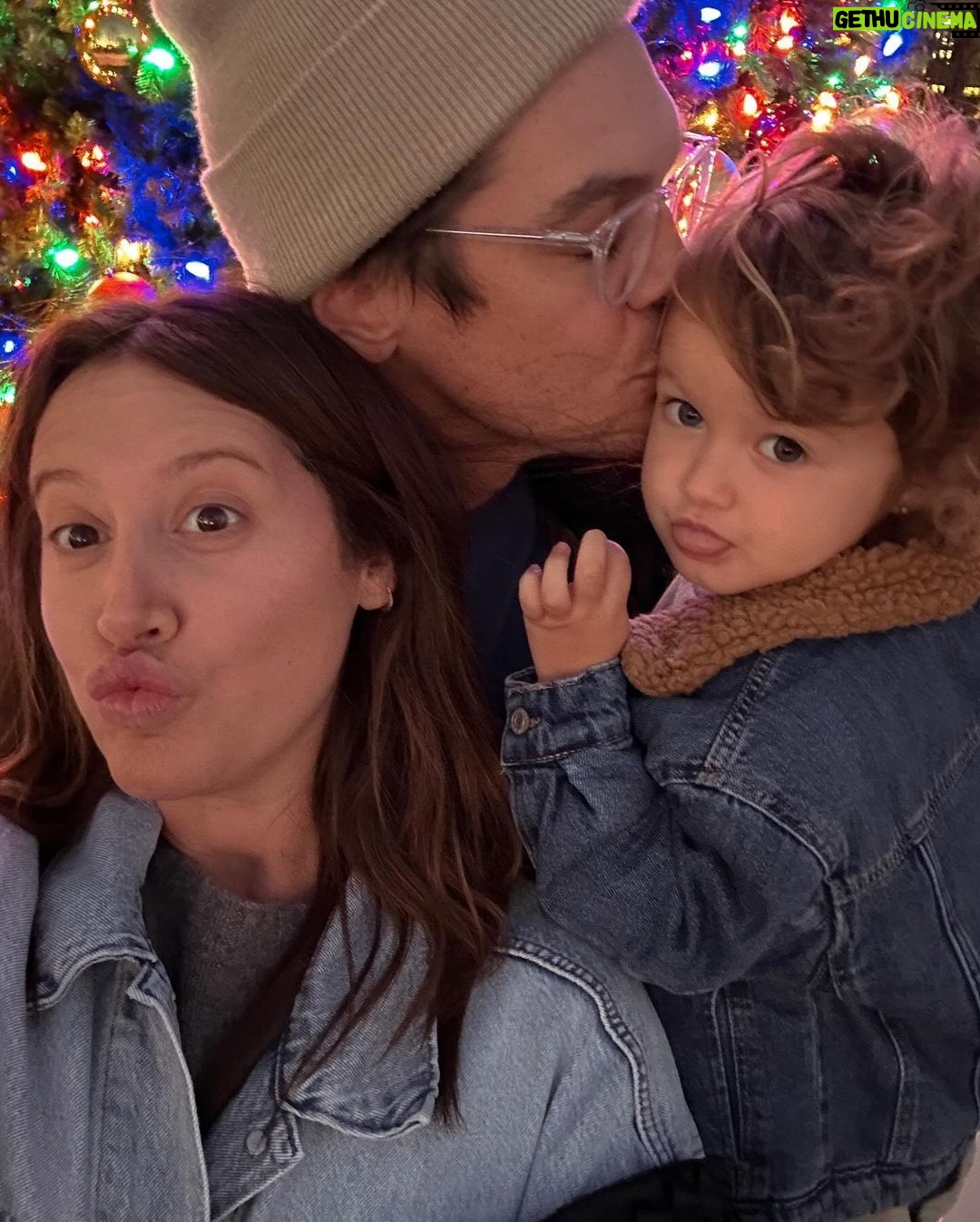 Ashley Tisdale Instagram - So SO much to be grateful and thankful for! So lucky to have such amazing people in my life ❤️Happy thanksgiving everyone!!