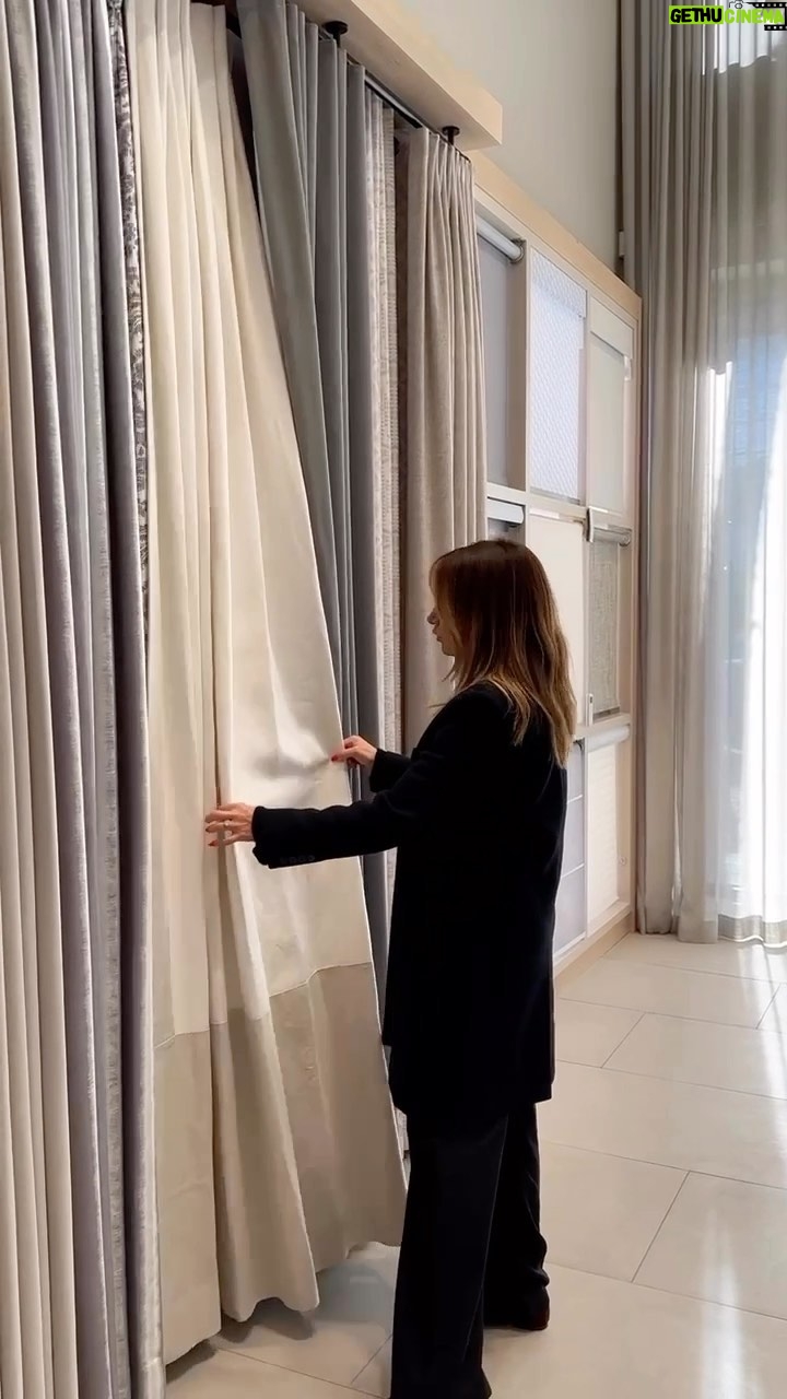 Ashley Tisdale Instagram - Always love visiting the @theshadestore showroom. They make finishing a room so easy!
