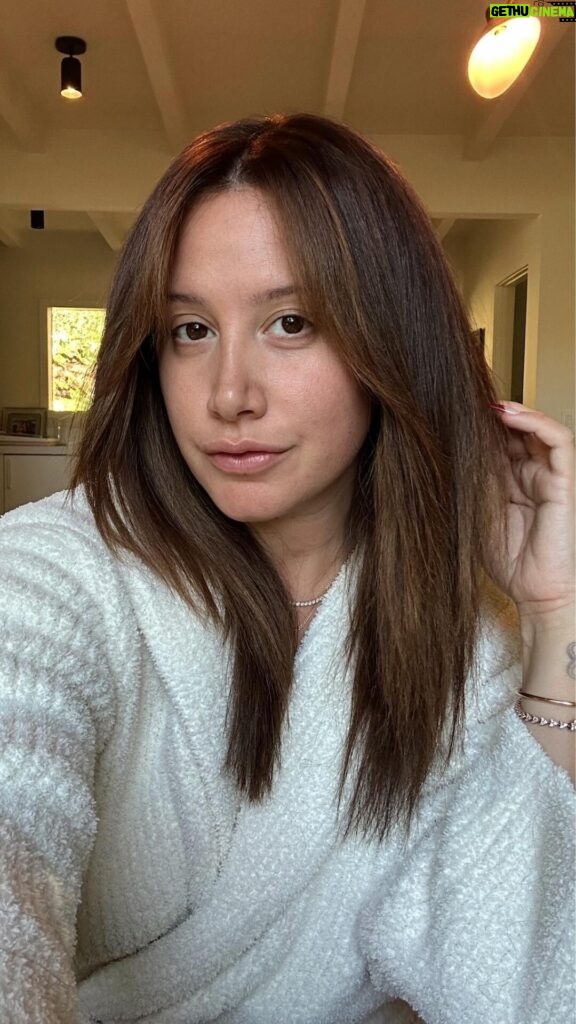 Ashley Tisdale Instagram - I've been getting so many questions on how I get my hair straight as someone with naturally curly hair, so I wanted to share my updated routine with you alI. My biggest tip is to get your roots as smooth as possible. Let me know if you want to see how I've been styling my hair next!