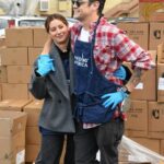 Ashley Tisdale Instagram - This holiday season, help families facing hunger bring meals home. I’m so proud to join @feedingamerica and @nvcsinc to help distribute items to the local community in preparation for the holidays. Join the movement to help end hunger at feedingamerica.org/holiday 🤍
