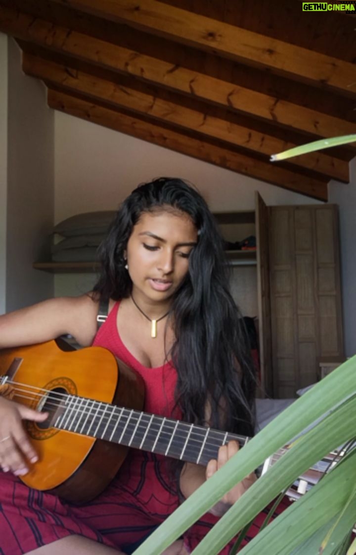 Ashnaa Sasikaran Instagram - Here's my take on Mona Lisa: Monte Booker. Hope you enjoy! :) @stepon.co @tamilflix @tamilnetwork @risingtamiltalent @toptamiltalents #tag2stepon #montebooker #tamilcover