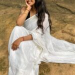 Ashnaa Sasikaran Instagram – Which saree do you prefer?!🤔…🤍❤️💛

#kandalama #saree #cottonsaree #tamil #sareelove Kandalama