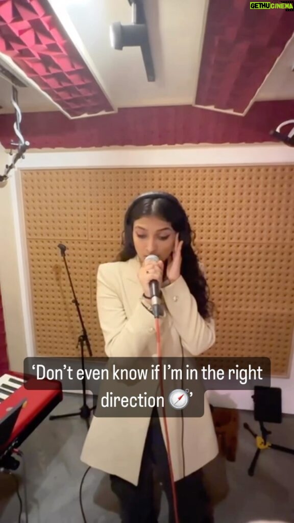 Ashnaa Sasikaran Instagram - Here’s a small snippet of an unreleased original by our wonderful vocalist @ashnaa_ns called ‘So For Now’ - come check us out at @themadhatteroxford performing for @jazzsoc_ou tomorrow to see the full song live | if you can’t make Tuesday then make sure to come check us out at @thebullingdon on Wednesday , Link in bio for tix‼️ #sofornow #ashnaaoriginal #comingsoon Rubix Drums