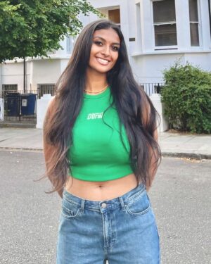 Ashnaa Sasikaran Instagram - @durairunway green tank top live now!! 

📸: @kapskaptured