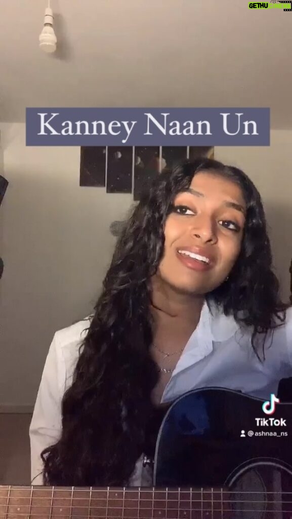 Ashnaa Sasikaran Instagram - Kanney Naan Un - by @jayashriramnath . Just felt like singing this one randomly...goodnight!🌒 #paavakadhaigal #kannenaanunkannadi #tamil #tamilcover #tamilsong #acoustic #guitar #live #bombayjayashree #ashnaa #ashnaasasikaran #twopostsinonedayoops