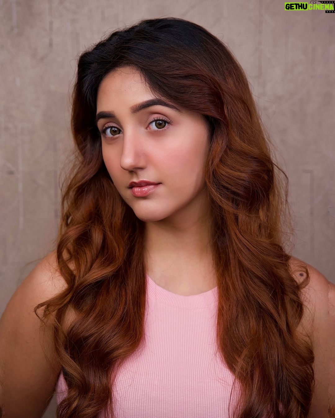 Ashnoor Kaur Instagram - Mugshot but make it ig worthyðŸ¤ðŸªžðŸŽ€