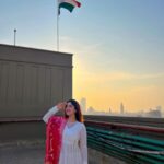 Ashnoor Kaur Instagram - Happy republic day, jai hind!!! 🇮🇳🤍 India
