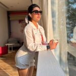 Ashnoor Kaur Instagram - What are your new year resolutions? Lemme begin- One of my resolutions for 2024 is breaking patterns and coming out of my comfort zone… Andddd, I might also consider getting a new ear piercing🤣 Waiting to read yours in the comments below!!!👀 Wearing @howwhenwearclothing