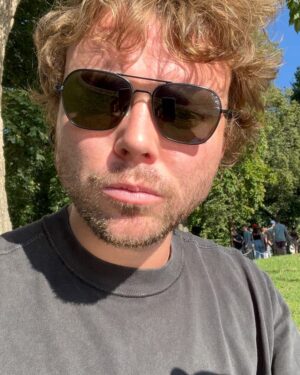 Ashton Irwin Instagram - The dawgs are out here in Boston baby!!! See you tonight at Fenway (MGM Music hall) 😉⚡️❤️ so excited to play 2 massive sold out nights here 🙏