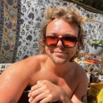 Ashton Irwin Instagram – A good morning ☀️ 🎸 📔 💨 Los Angeles, California
