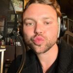 Ashton Irwin Instagram - Back on the mic!!!!! 🎤 🤘🏼🫶🏻♥️