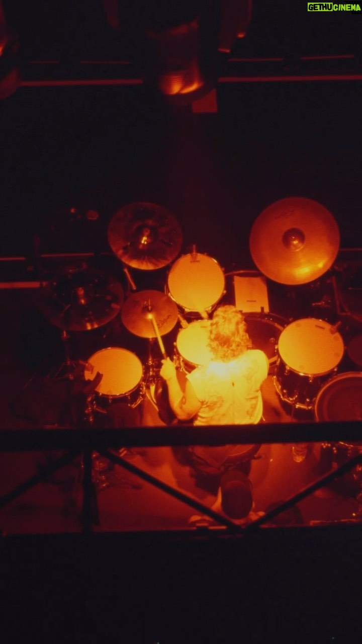 Ashton Irwin Instagram - Soloing in Brisbane with the band. What an incredible night of soul fire! ðŸ’👹