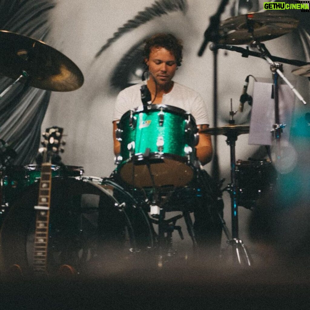 Ashton Irwin Instagram - Good to be back whammin the tubs for @5SOS. Taking the green Ludwig out for a spin, working on simpler backbeat, deeper tones, and using lighter sticks for more speed and muscular durability on this tour! See you out there, we will be packing out @hbf_stadium tonight for the take my hand tour. Fremantle, Western Australia